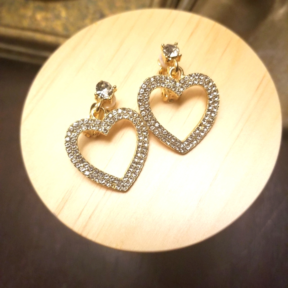 Clip Ons! Beautiful Crystal Heart Clip on Earrings